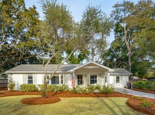 1448 Pocahontas St, Mount Pleasant, SC 29464