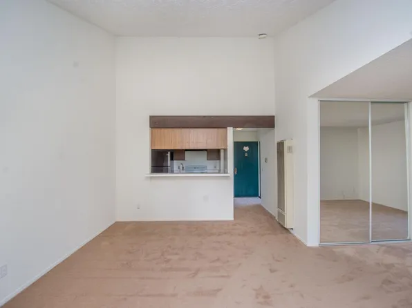 215 Wichita Ave, Huntington Beach, CA 92648