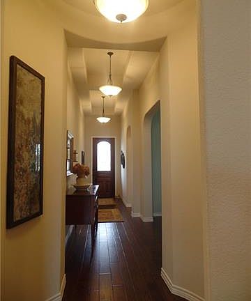 4th image of 1325 Isabella Ln