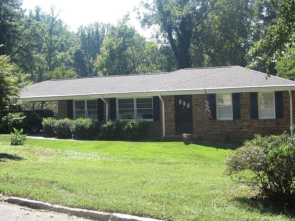 2nd image of 1826 Remington Rd