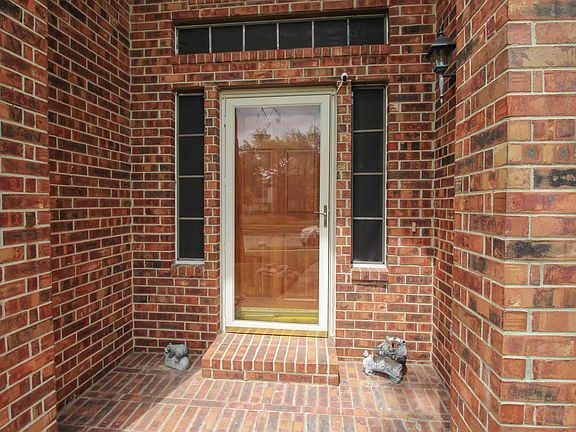 4th image of 14826 Spruce Park St