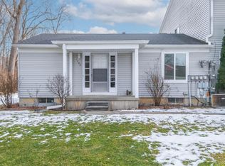 1200 Leisure Dr, Flint, MI 48507