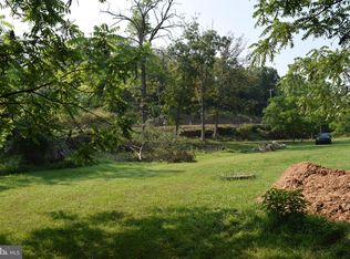 Hope Rd, Berkeley Springs, WV 25411