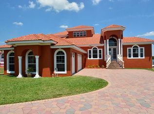 6617 Seabird Way, Apollo Beach, FL 33572