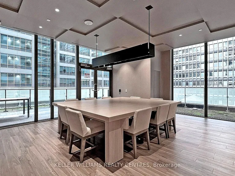 25 Richmond St E #704 — Photo 47
