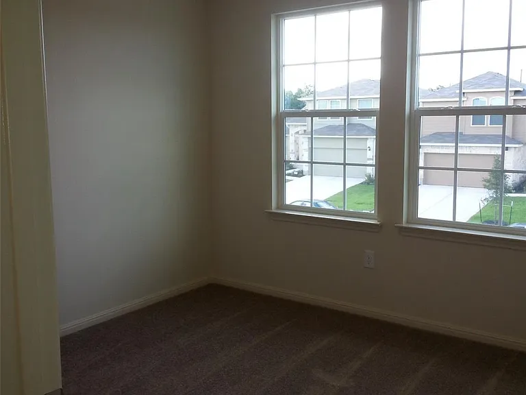 2504 McDonald Way — Photo 22