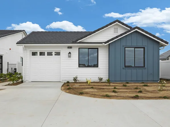 1216 Stonemark Pl, Vista, CA