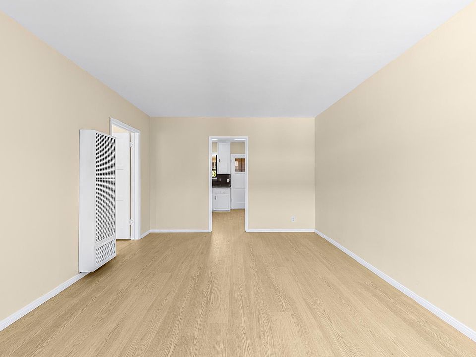 1st image of 11530 National Blvd #1/2