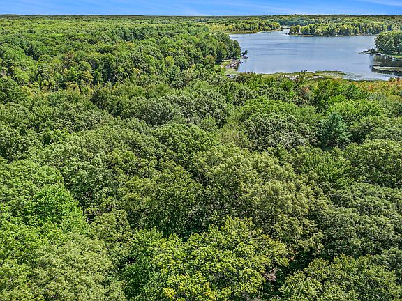 4th image of 51957 Silver Lake Rd