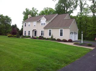 122 W Indian Springs Dr, Glenmoore, PA 19343