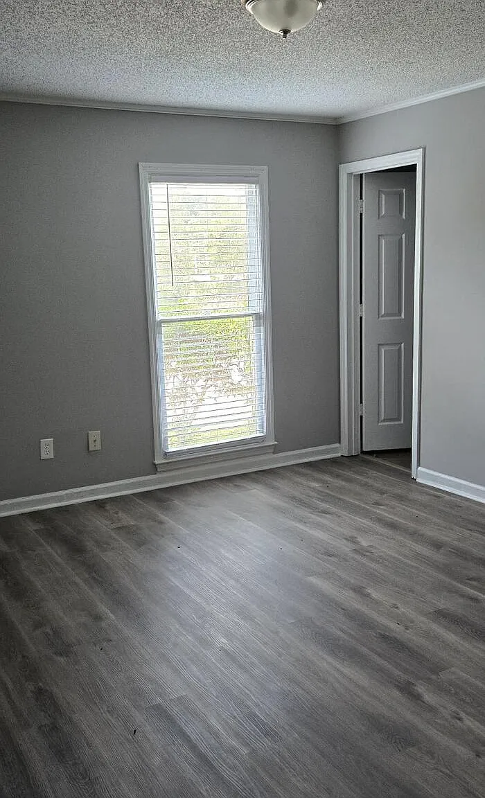 2 bed, 2.0 bath, 1200 sqft, $1,425 — Photo 3