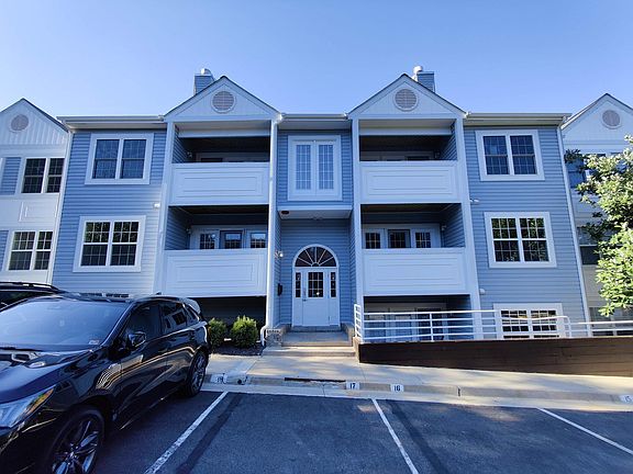 Secure building entry with intercom