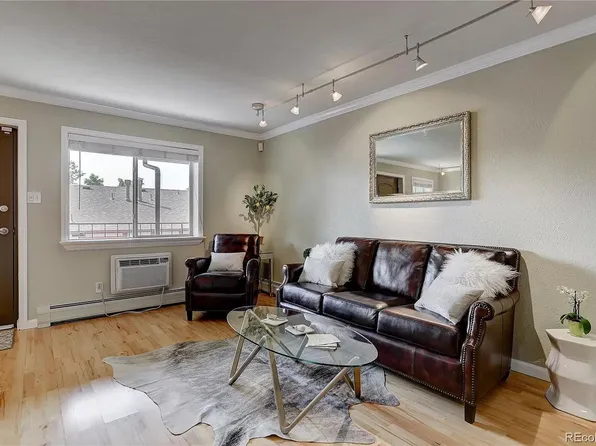 1062 Josephine St APT 8, Denver, CO 80206