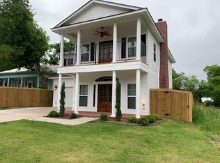 2105 N 5th St, Waco, TX 76708