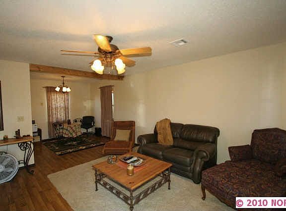 3rd image of 2705 Hickory Bluff Rd