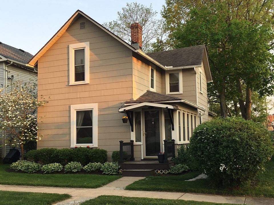 1st image of 39 E Lincoln St