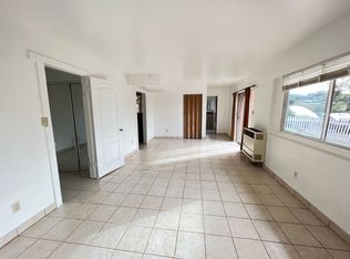 835 Mason Rd #B, Vista, CA 92084