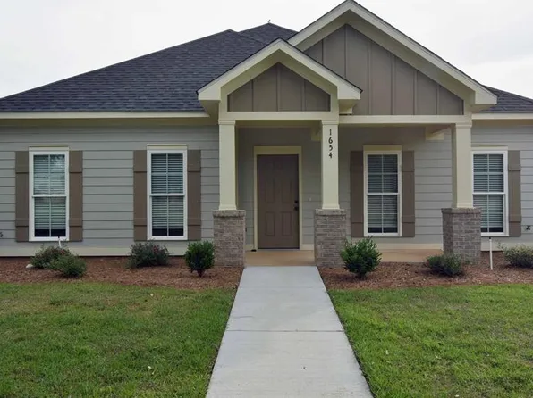 1654 Arlington Park Cir, Albany, GA 31701