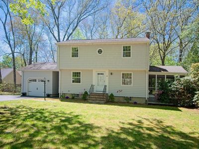 4 Applecrest Rd, Andover, MA, 01810