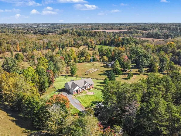 26245 Indian Trace Trl, Unionville, VA 22567