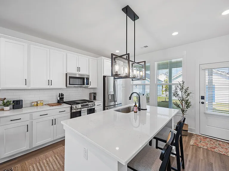 712 Rumbling Leaf Ln — Photo 11