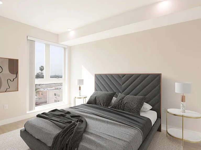 4660 Melrose — Photo 31