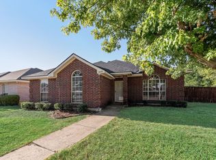 2848 Saint Croix Ave, Lancaster, TX 75146
