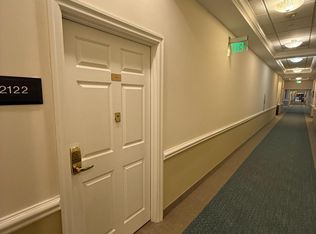 2122 Windrow Dr, Princeton, NJ 08540