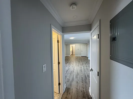 Sold by Zand Realty Management | media 6