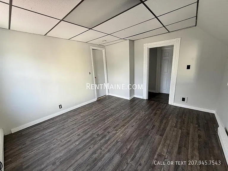 31 Stillwater Ave #4 — Photo 1