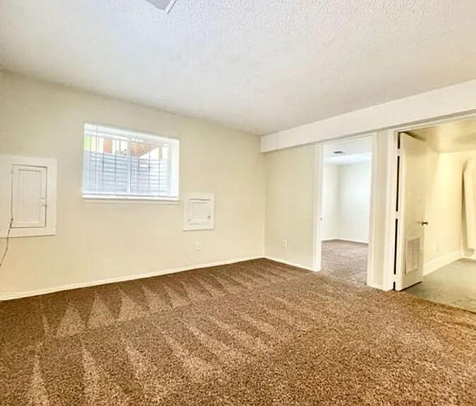 3115 N High St — Photo 16