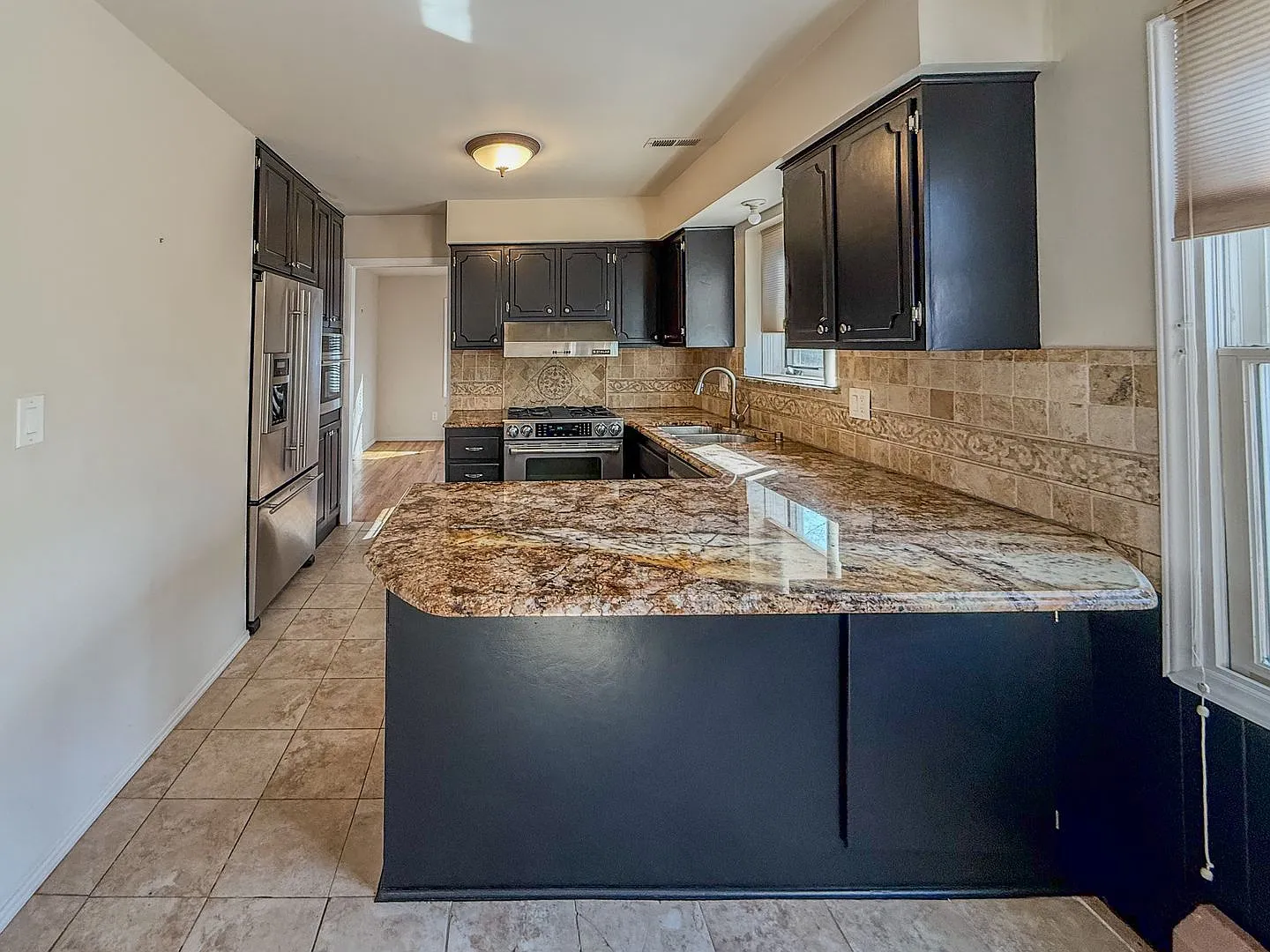 Spacious Home — Photo 2