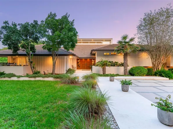 451 Ridge Rd, Coral Gables, FL 33143