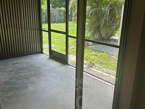 5th image of 7628 Carrier Rd Unit 1