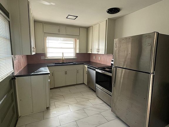 2nd image of 1600 E 29th St #A