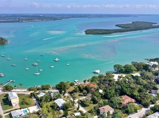 690 Cedar St, Longboat Key, FL 34228