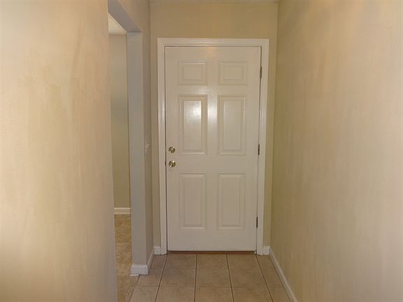 2nd image of 11127 Lauren Oak Ln