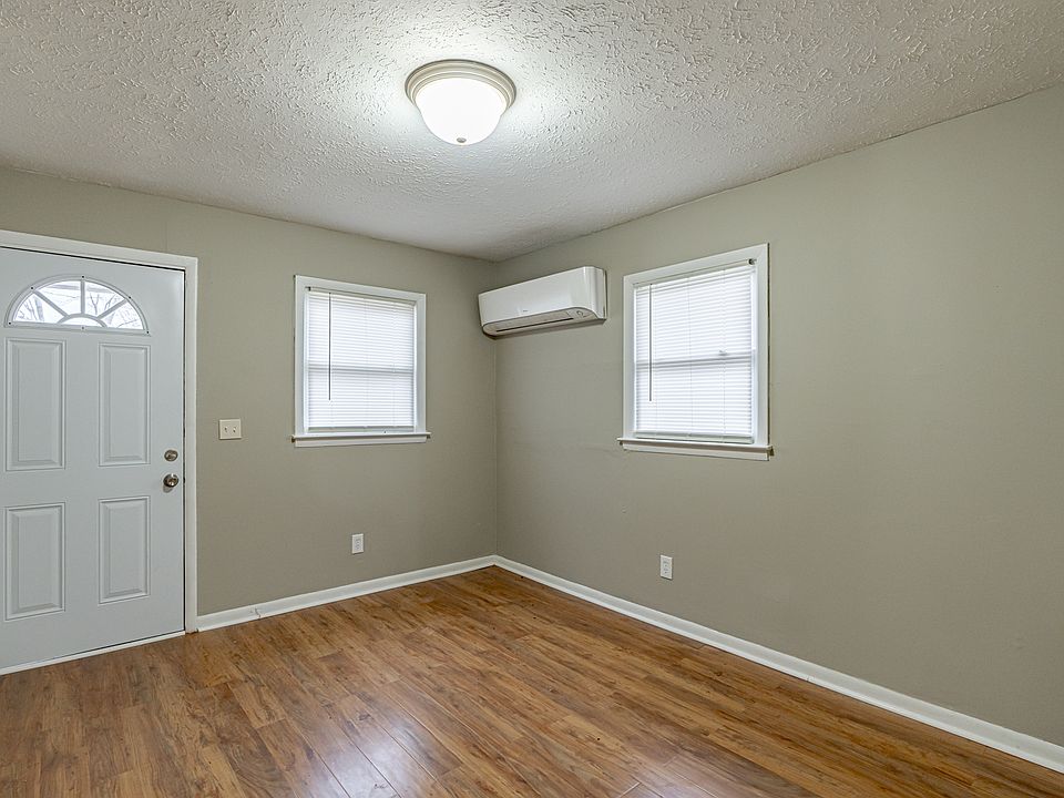 1st image of 421 N Woodland Dr #7