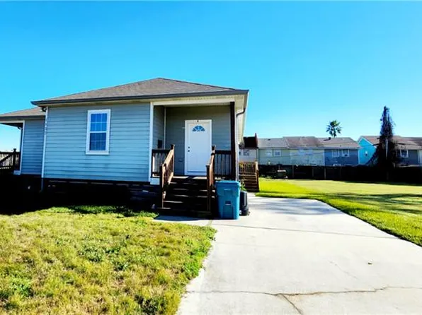 1537 Abbey Rd, Harvey, LA 70058