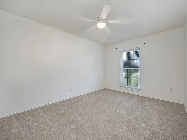 4128 Liverpool Dr — Photo 8