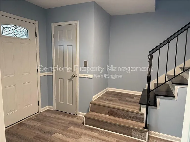 4500 Shannon Blvd #7A — Photo 2