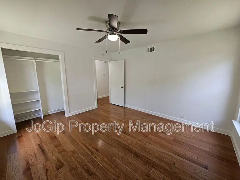 2402 Housley Dr — Photo 19
