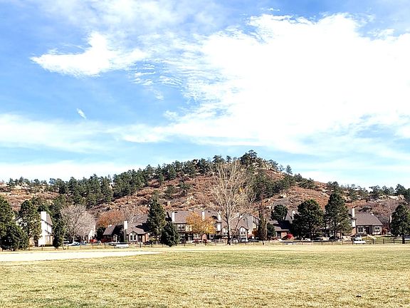 Pinon Bluffs Townhones are nestled just in front of Ute Valley. This ideal neighborhood is perfect for couples and families who love the outdoors.