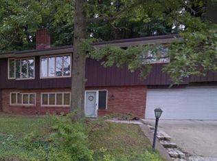 2117 Stratford Rd, South Charleston, WV 25303