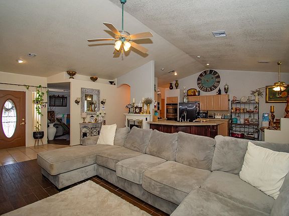 3rd image of 10688 E 37th St