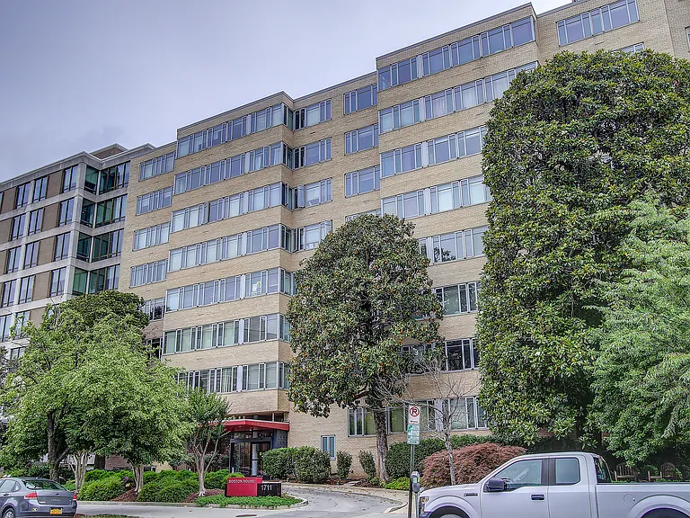1711 Massachusetts Ave NW #329 — Photo 12