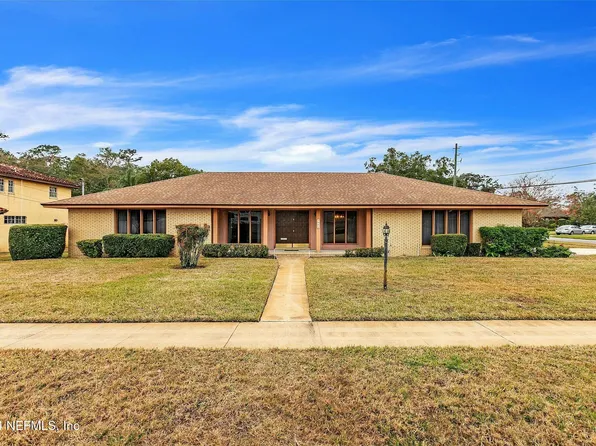 1008 HOLIDAY Road W, Jacksonville, FL 32216
