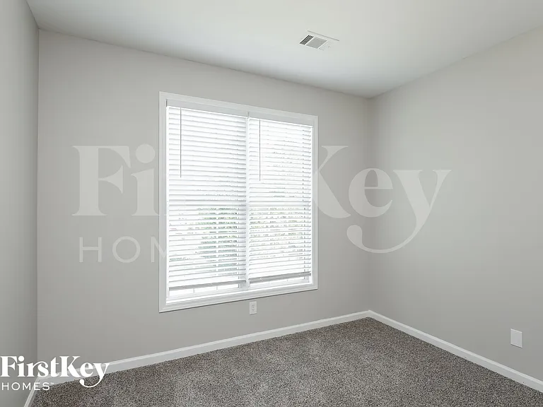 731 Mallard Dr — Photo 12