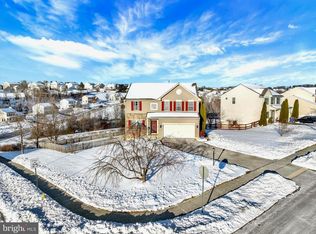 85 Malek Dr, Hanover, PA 17331