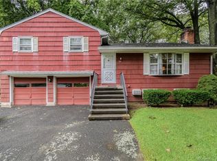 37 Leffert Rd, Trumbull, CT 06611